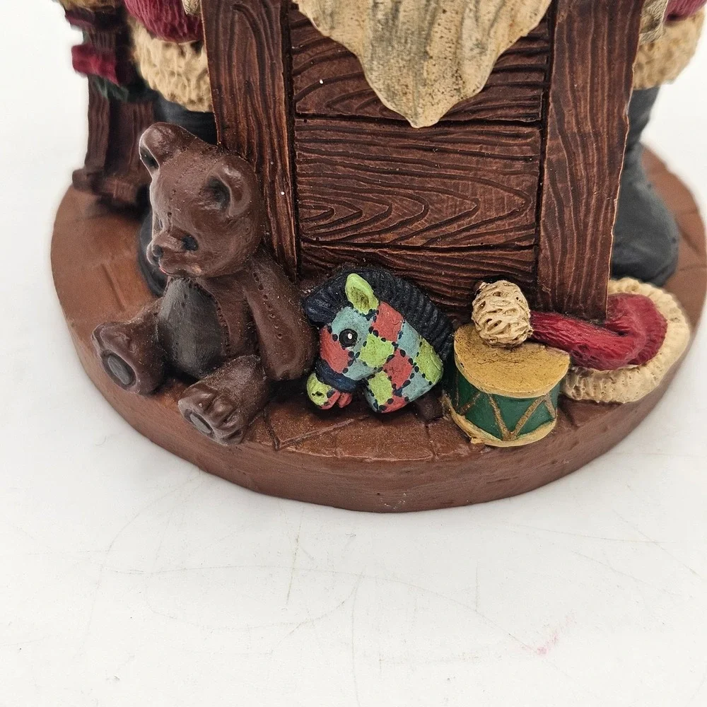 Vintage Santa Claus Toymaker Workshop Figurine‎ Resin Hand Painted
